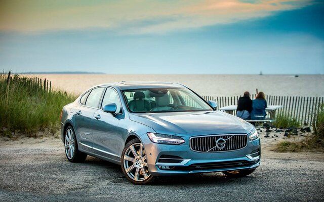 2022-volvo-s90.jpg